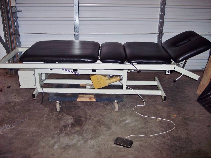 lot 45 image: Chattanooga TXE-1 Power Hi Low Chiropractic Traction Treatment Table