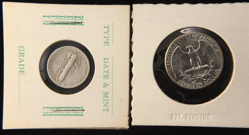 lot 23 image: GROUP OF 2 SILVER COINS 1945 MERCURY 10C & 1958 WASHINGTON 25C