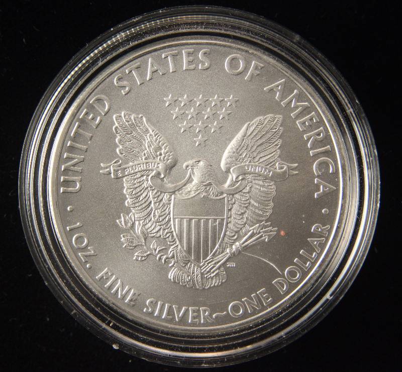 lot 49 image: 2008 AMERICAN SILVER EAGLE 1 TROY OZ. .999 FINE SILVER DOLLAR IN AIRTIGHT