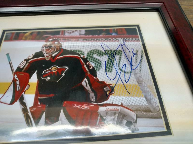 lot 115 image: Minnesota Wild #30 Signed Print, 18...