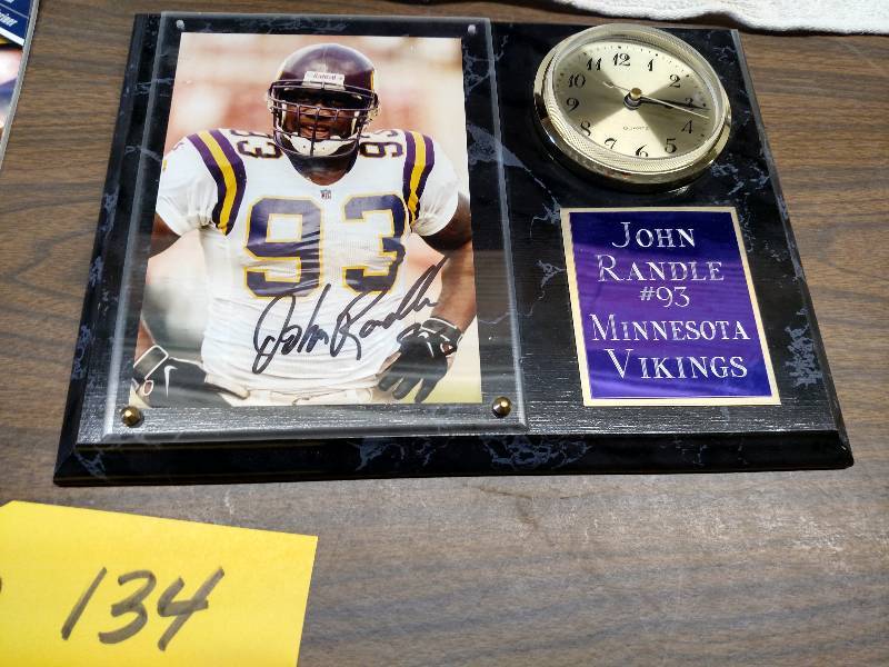 lot 134 image: Asstd MN Vikings Items...