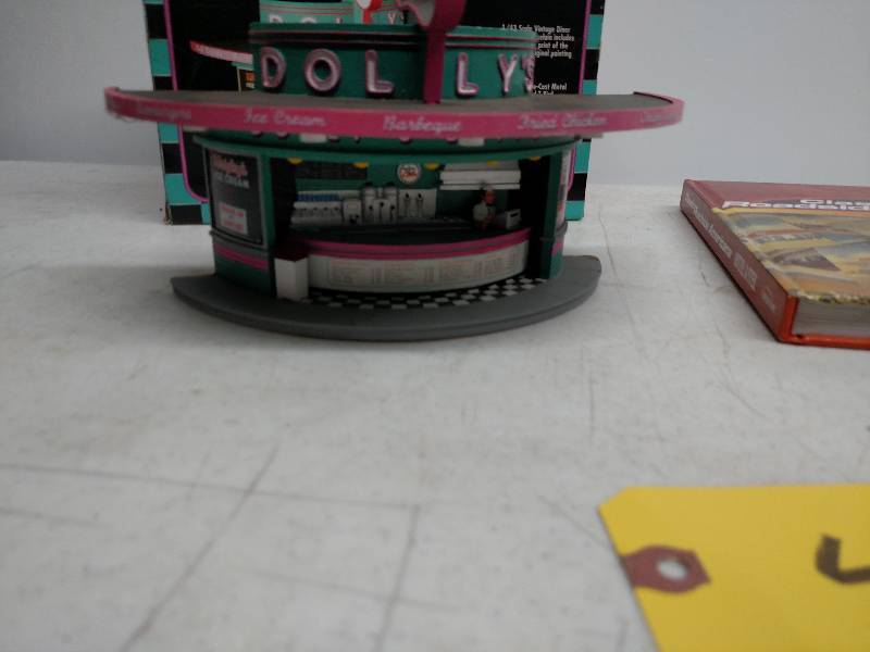lot 430 image: Coca-Cola Ertl Dollys Drive-In (No...