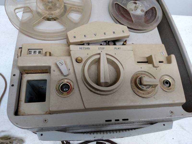 lot 447 image: Revere Tape to Tape RecorderPlayer...