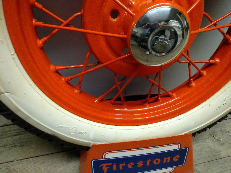 lot 454 image: Firestone Tire Display Rack with Fo...