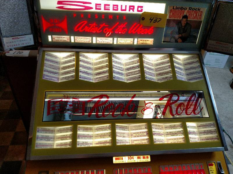 lot 437 image: Seeburg Select-O-Matic Jukebox, Mod...