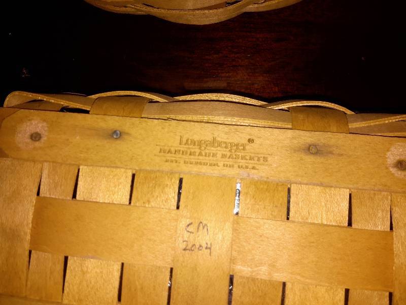 Lot of Longaberger baskets.