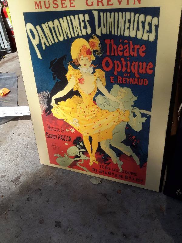 Misc.. Pictures as shown� Nice Show Bills and Floral