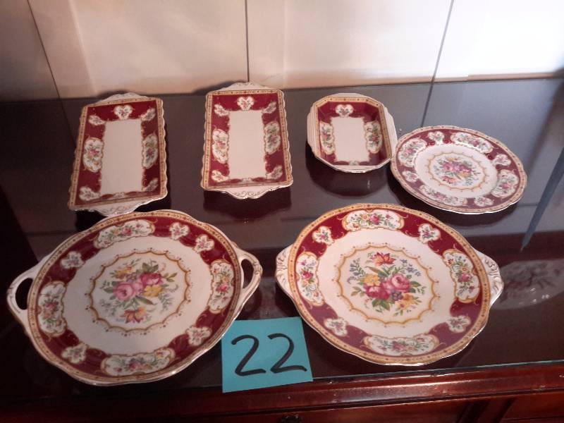 Royal Albert, Lady Hamilton Serving Pieces