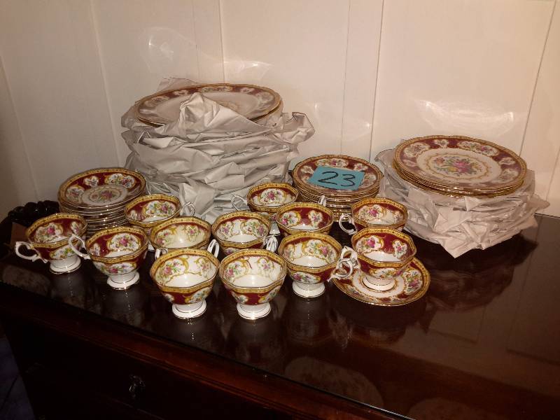 Royal Albert, Lady Hamilton Place settings