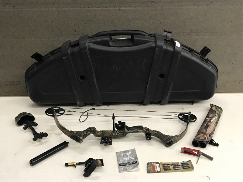 lot 5 image: Parker Buck-Hunter XP Compound Bow