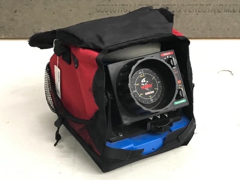 lot 25 image: Vexilar FL-8 Locator Set