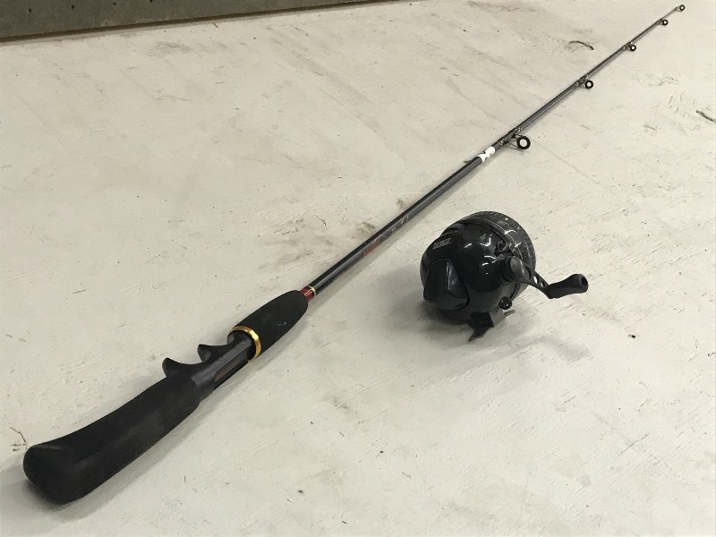 lot 32 image: Zebco Fishing Rod & Zebco Reel