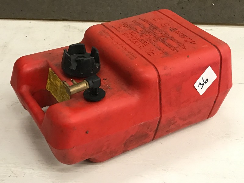 lot 36 image: Neptune 5-Gallon Fuel Tank