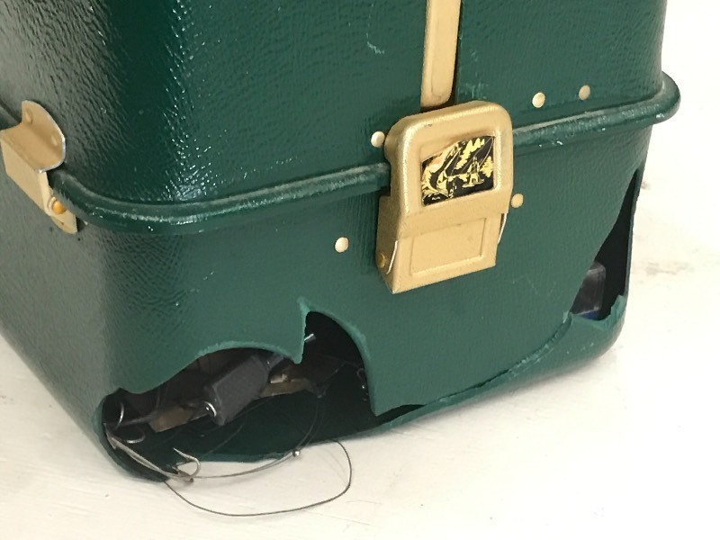 lot 44 image: UMCO Tackle Box With Contents