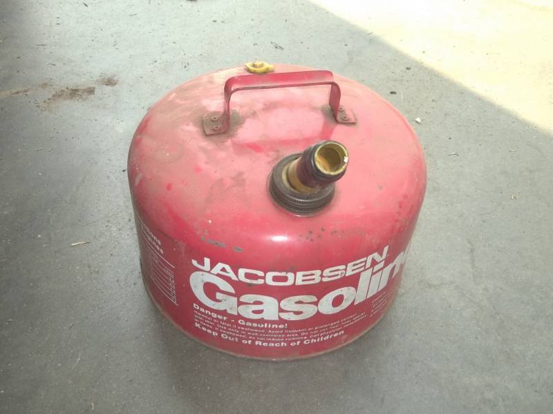 lot 69 image: Metal Gas Can