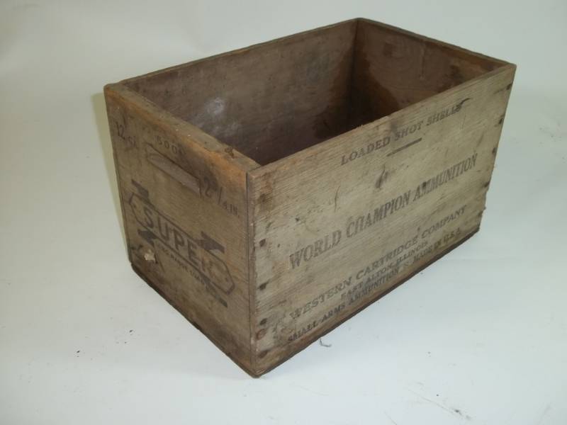 lot 83 image: Super X Ammo Wood Box