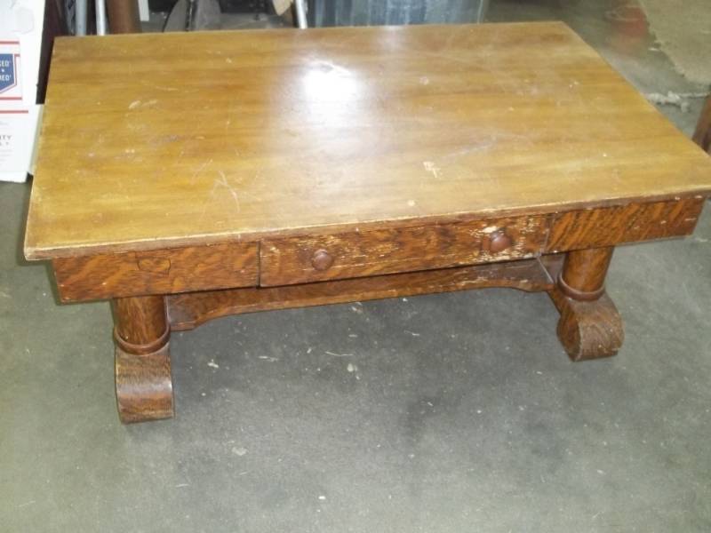 lot 127 image: Vintage Coffee Table
