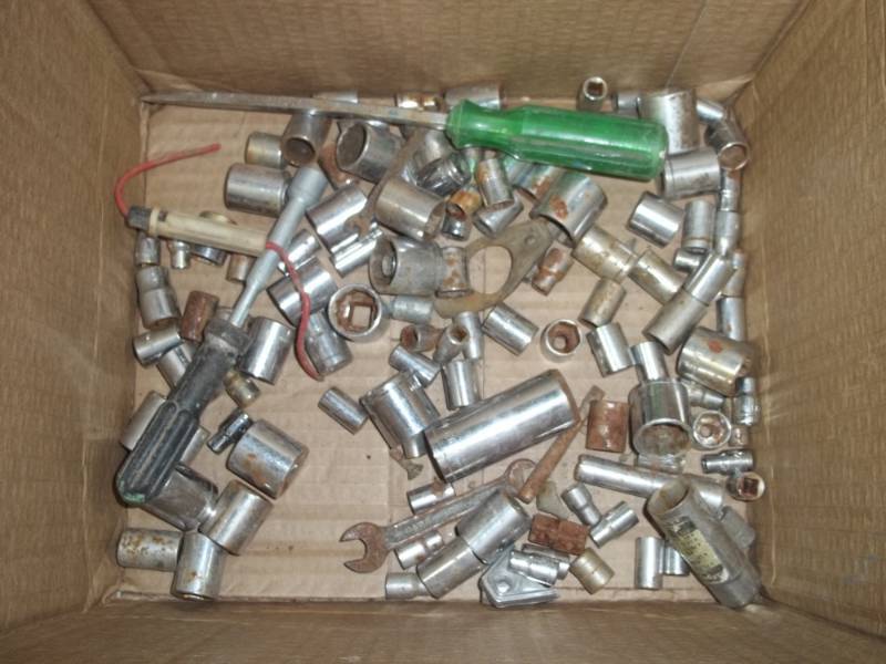 lot 136 image: Assorted Sockets