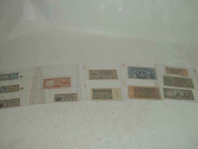 lot 215 image: Assorted Currency