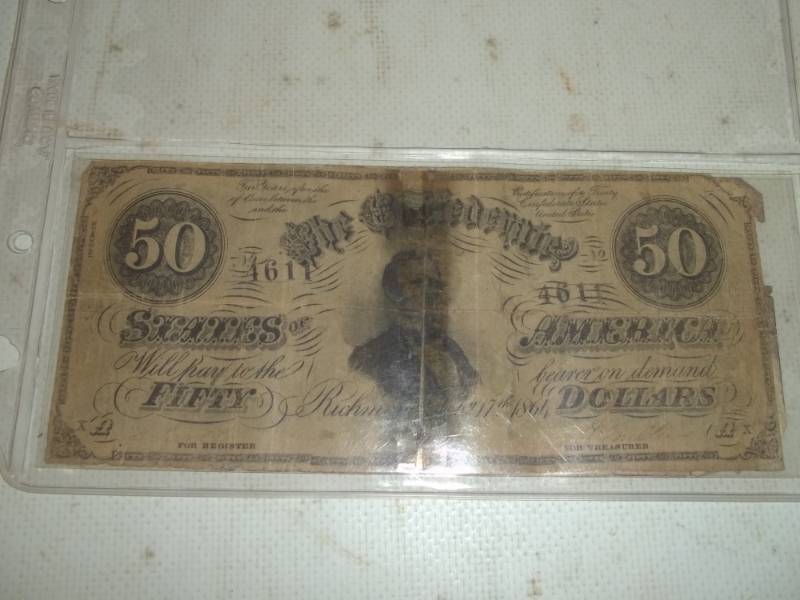 lot 221 image: Confederate Currency