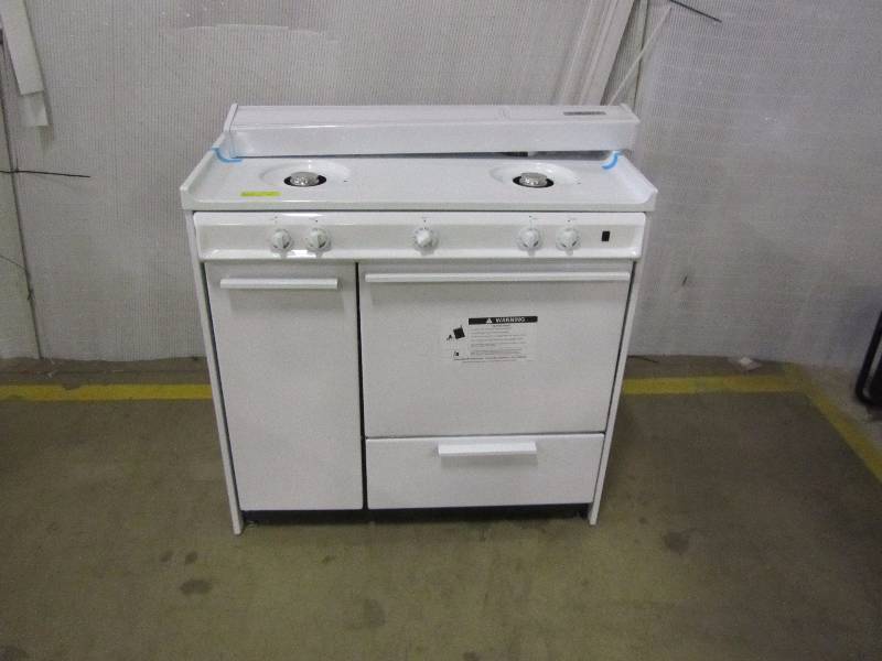 lot 42 image: Summit Appliance 36 in. 2.9 cu. ft. Gas Range in White