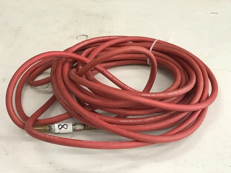 lot 8 image: 200PSI Air Hose