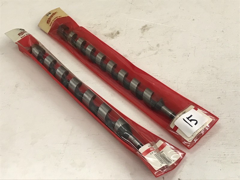 lot 15 image: (2) Milwaukee Bits