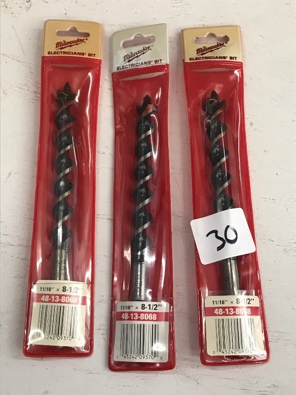 lot 30 image: (3) Milwaukee Bits