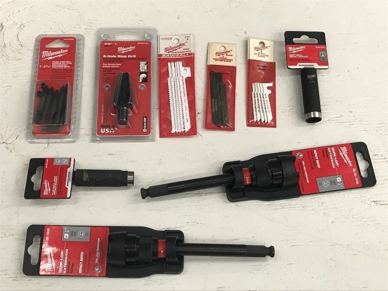 lot 31 image: Milwaukee Blade & Bit Sets