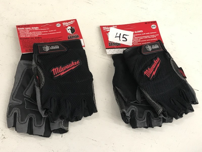 lot 45 image: (2) New Pairs Of Milwaukee Work Gloves