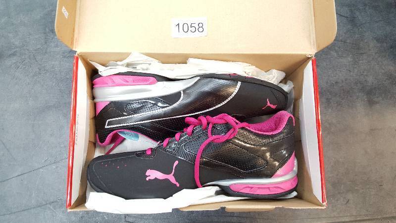 lot 1058 image: Puma Womens Tazon 6 FM Running Shoe  Shoes&nbspBlack-Pink size 8.5