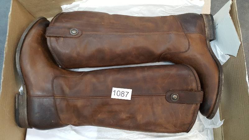 lot 1087 image: Frye Womens Melissa Button Boot  Boots &nbspDark Brown size 9