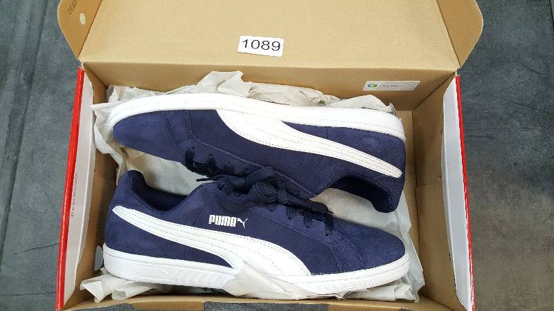 lot 1120 image: Puma Mens Smash Suede Sport Shoe  Shoes Navy-White size 10
