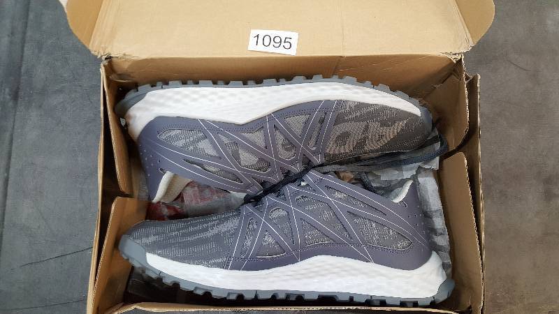 lot 1095 image: adidas Mens Vigor Bounce Running Shoe  Shoes&nbspGray size 11