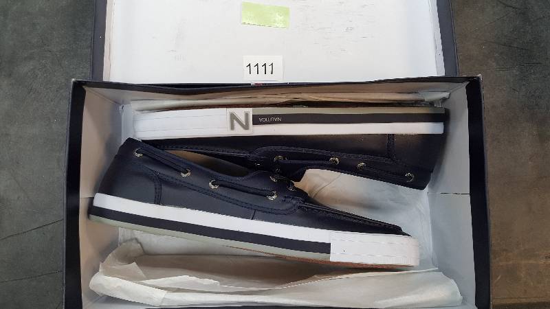 lot 1111 image: Nautica Mens Spinnaker II 2-Eyelet Boat Shoe  Shoes Navy size 11