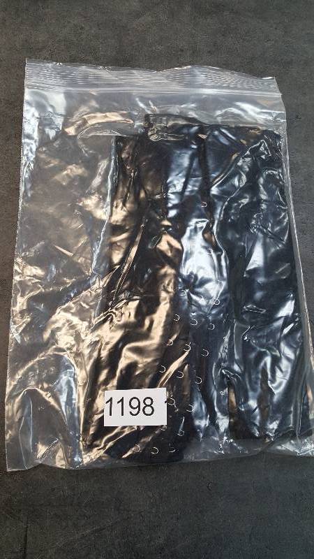 lot 1198 image: Kathy Ireland Womens Waistline Cincher Black X Large