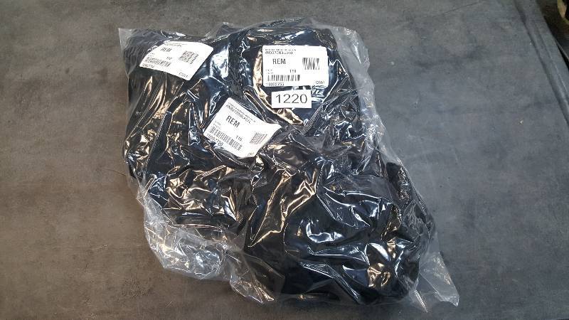 lot 1220 image: Champion Authentic Womens Jersey Pants Black 2XL