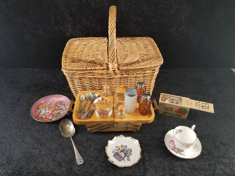 lot 86 image: Lot - Picnic Basket wMisc Dishware, etc