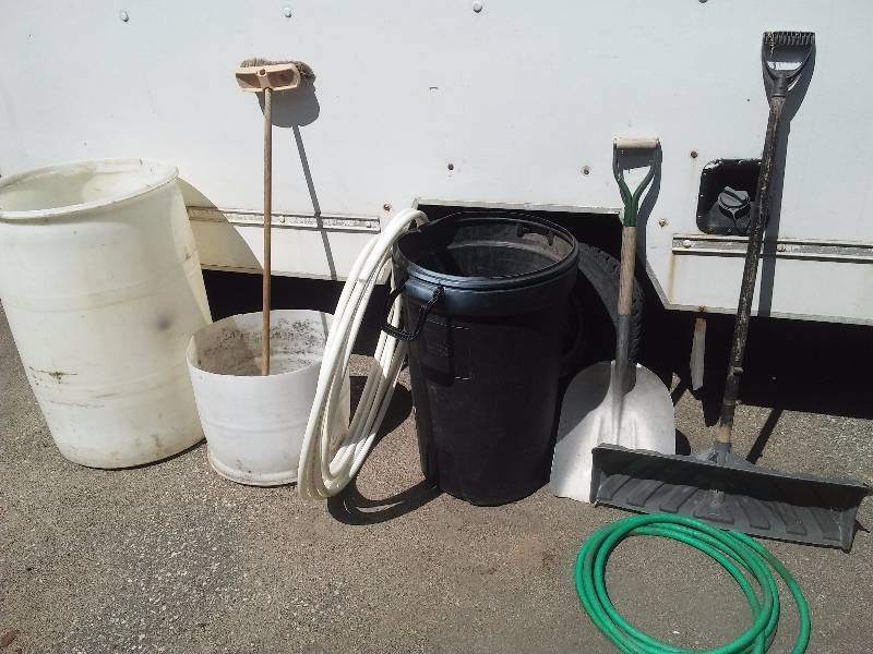 lot 54 image: gas cans, minnow bucket, shovels, oil pump, propane torch - see pics