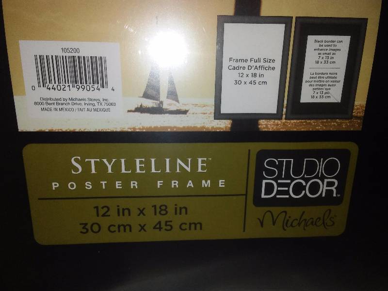 lot 84 image: Picture Frames (approx 35)