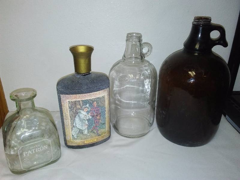 lot 92 image: Vintage Glass Bottle 2 1-gallon Brown Jugs, Mardi Gras - so much
