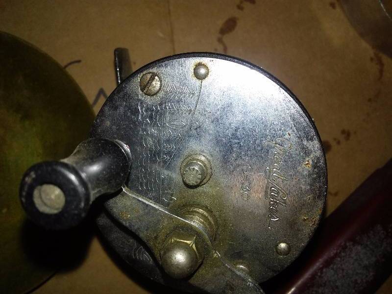 lot 8 image: Vintage Fishing Reel by Great Lakes of MI. and more