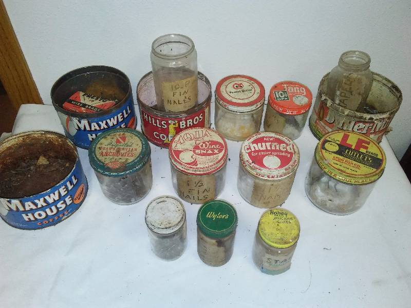 lot 46 image: Vintage Jars and Cans, (15) Tang, Skippy, Butternut and more