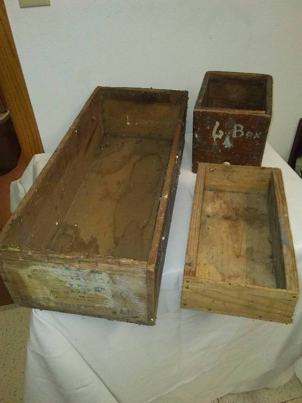 lot 52 image: 25 Pound Almond Crate plus other crates (2) San Francisco Cal.