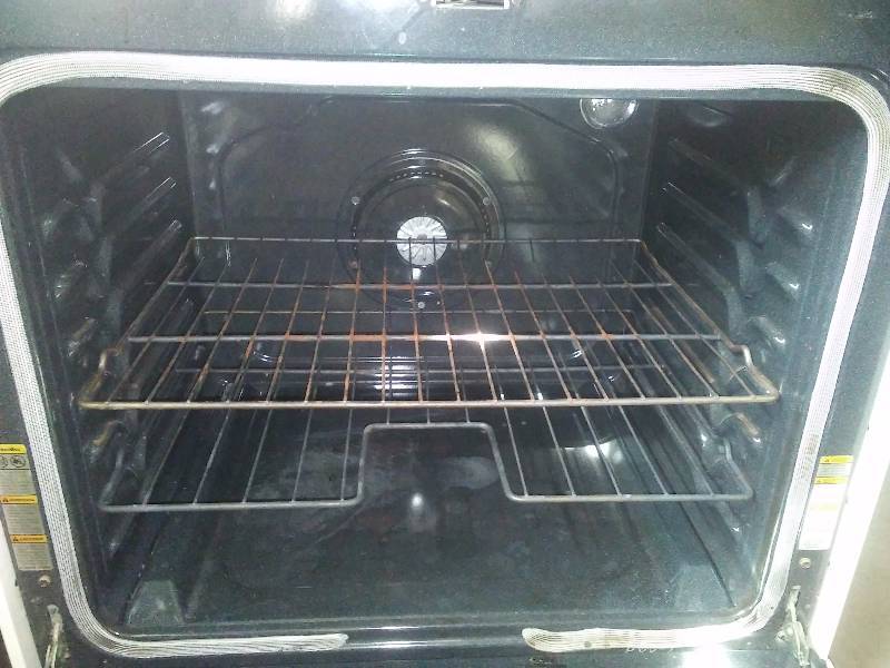 lot 53 image: Amana Convection smooth top cooking center, (stove)