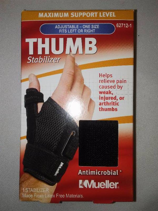 lot 66 image: New in Box, Mueller Sport Care Thumb Stabilizer Maximum Support 62712 1