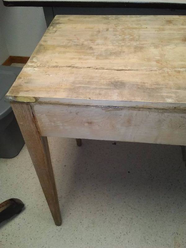 lot 83 image: Vintage Wood Worktable, 40 x 20 x 30H