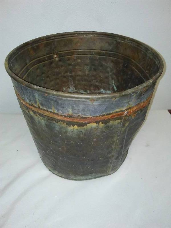 lot 86 image: Vintage Cameras (2) and Copper Dimpled Bucket