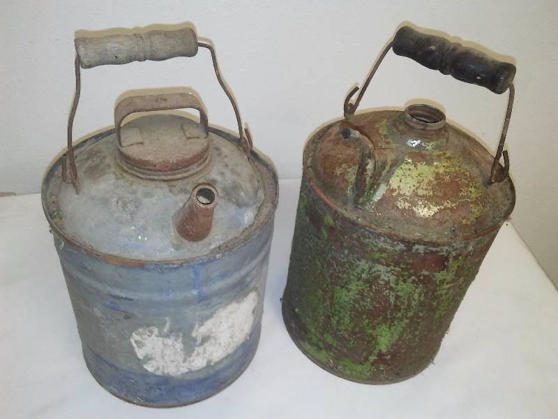 lot 99 image: Vintage Gas Cans (2)