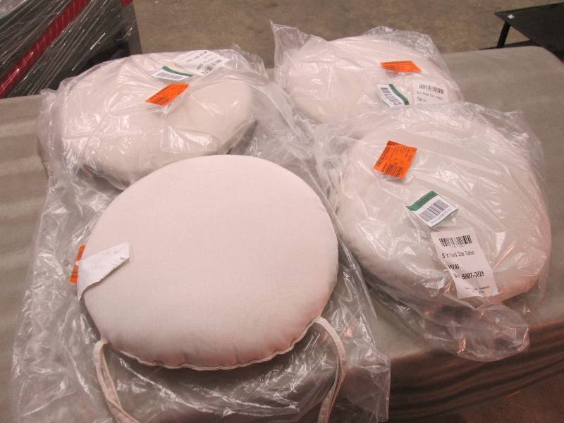Lot of 4 Home Decorators Collection...